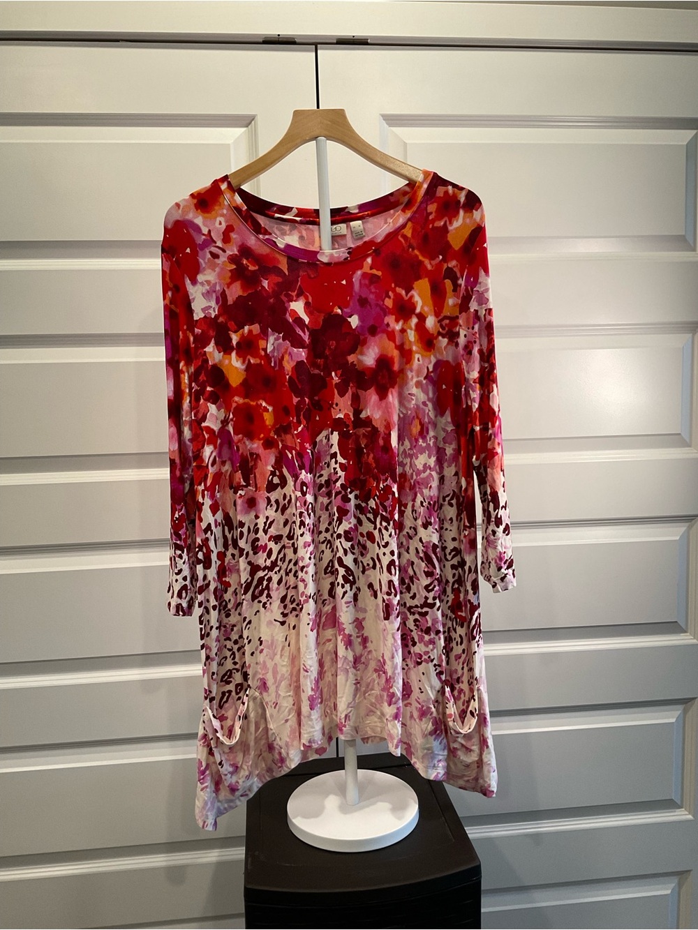 LOGO by Lori Goldstein Red & Pink Floral-Leopard Swing Tunic